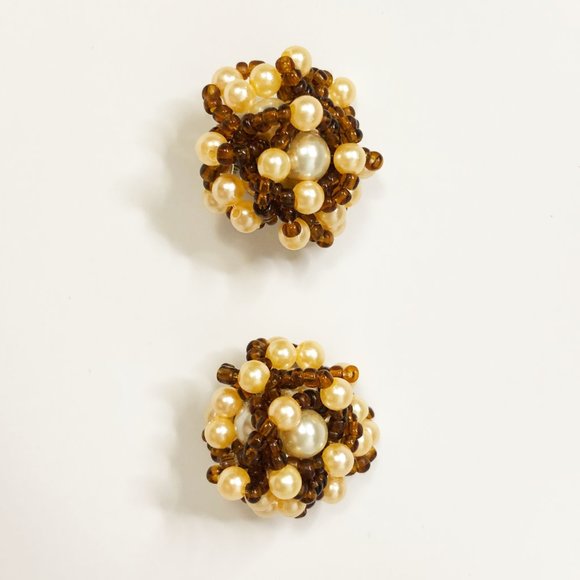 19mm Flowerlissima Handcrafted Bead Clip Earrings - Picture 4 of 7